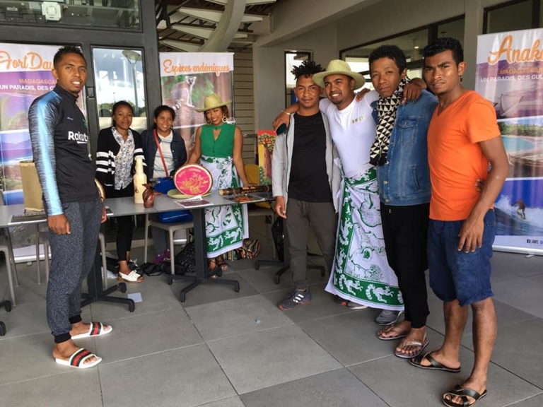 70538748_2359630577644175_8757850521735266304_n