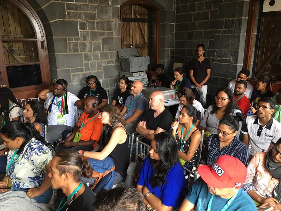 Momix-confrence-img4